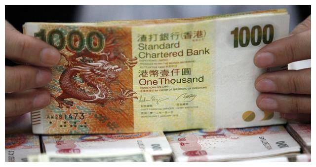 香港明明是中国的领土,为何用的却是港币?不能强制用人民币吗?