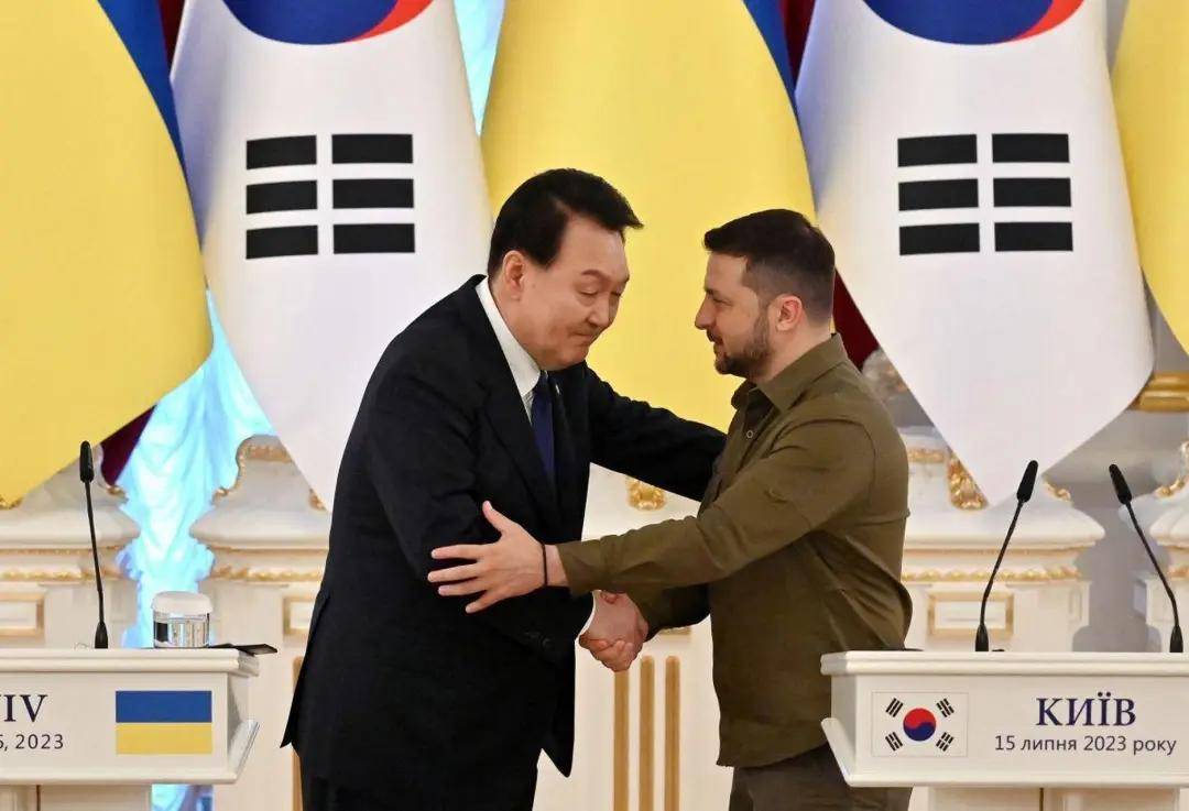 乌军丧失40%“战果”,泽连斯基却还在做梦?又有一国下场,援助乌克兰1亿美元!