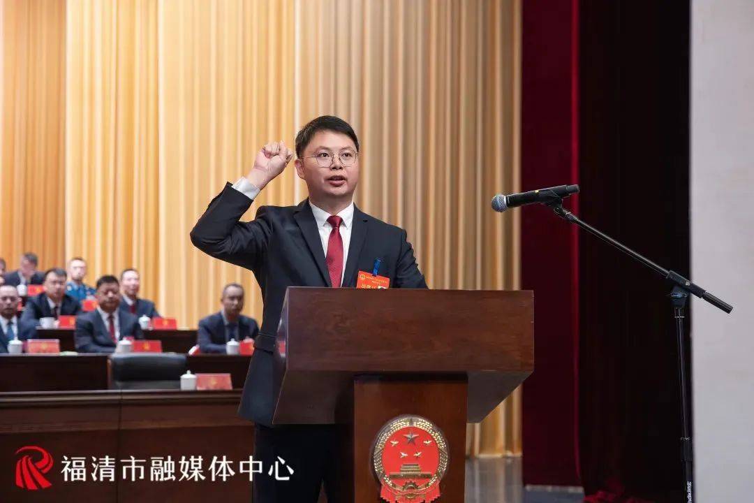 1984年出生,他当选福建一市市长