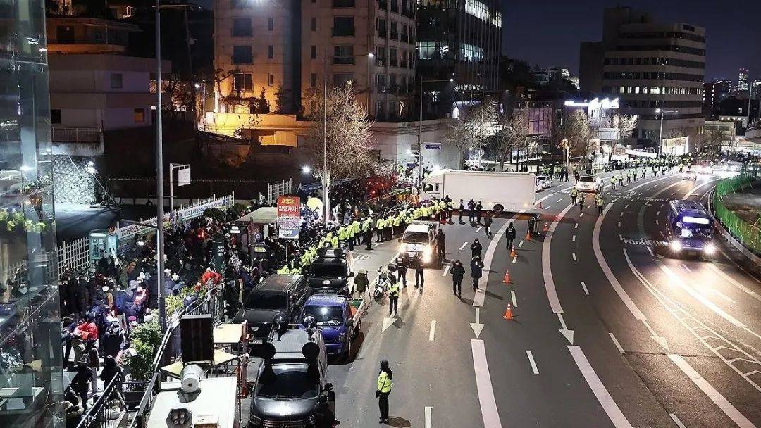 韩国公调处出发，尝试逮捕尹锡悦