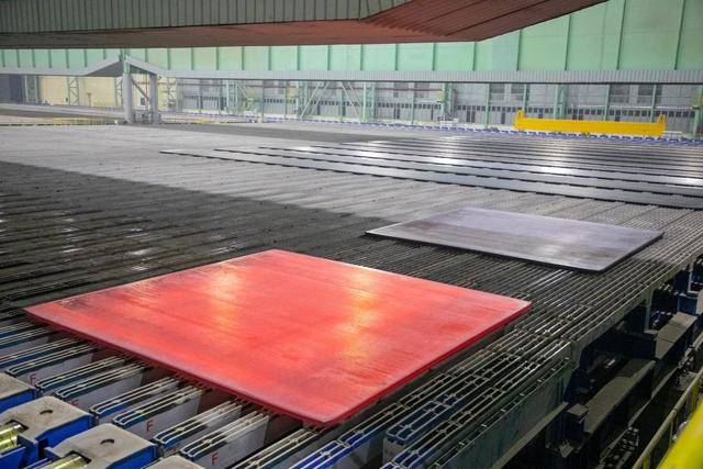 安阳钢铁:5350mm板材在周口公司成功轧制 产品竞争实力获进一步增强