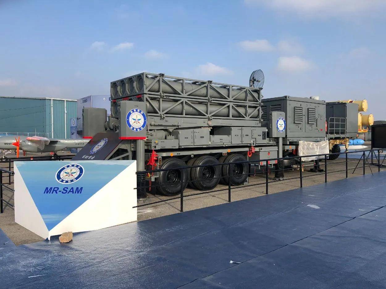 以色列捅破窗户纸，援助希腊防空武器，大战土耳其B-611弹道导弹