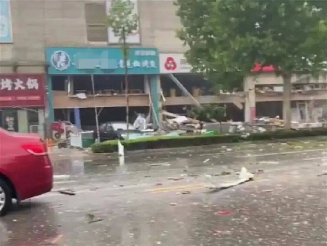 一餐饮店发生闪爆事故,致1死1伤